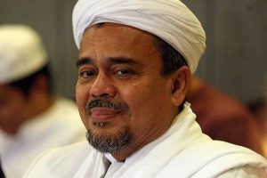 Rizieq Shihab Menyerahkan Diri ke Polisi