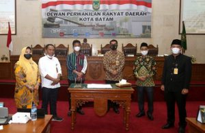 Pemko dan DPRD Batam Sepakati Dua OPD Berganti Nama