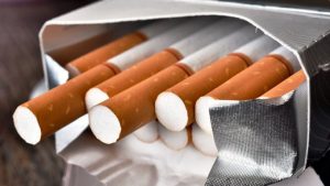 Mulai Januari 2022 Tarif Cukai Rokok Naik 12 Persen