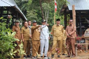 Gubernur Mahyeldi Tinjau Ketahanan Pangan di Nagari Talu, Wabup Risnawanto Sebut Program Pemda Sesuai Instruksi dari Pemerintah Pusat