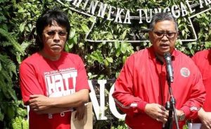 Hasto Kristiyanto dan Politikus PDIP Adian Napitupulu Dilaporkan ke Mabes Polri