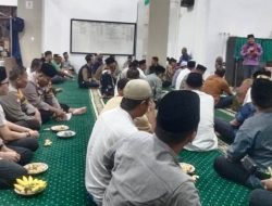 Pengurus dan Jamaah Masjid Batiul Karim Sambut kedatangan Tim Safari Ramadah Pemprov Sumbar