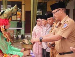 Sekda Payakumbuh Wakili Pj Walikota Jasman Hadiri Wisuda Tahfidz dan Perpisahan Pondok Pesantren Syech Ibrahim Harun